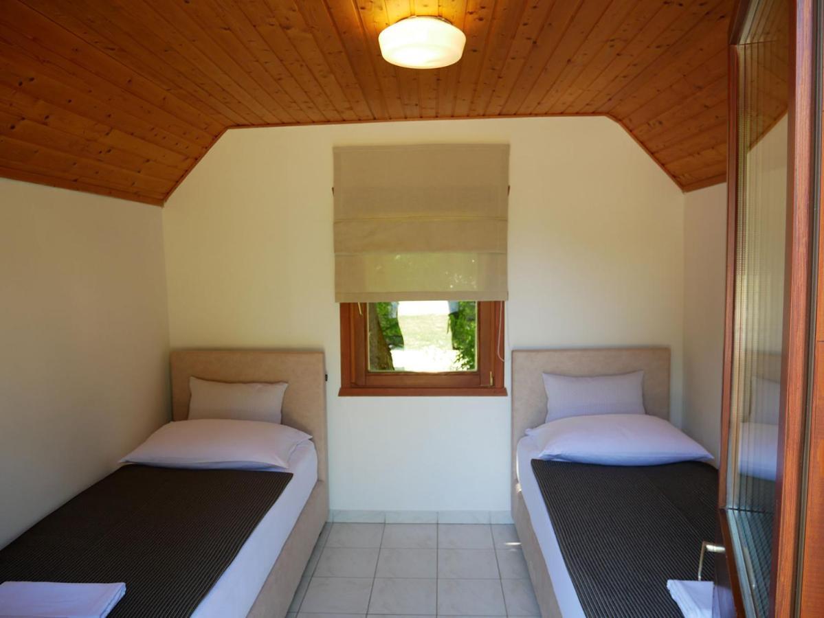 Bungalows Korana - Campsite Korana Seliste Dreznicko Εξωτερικό φωτογραφία