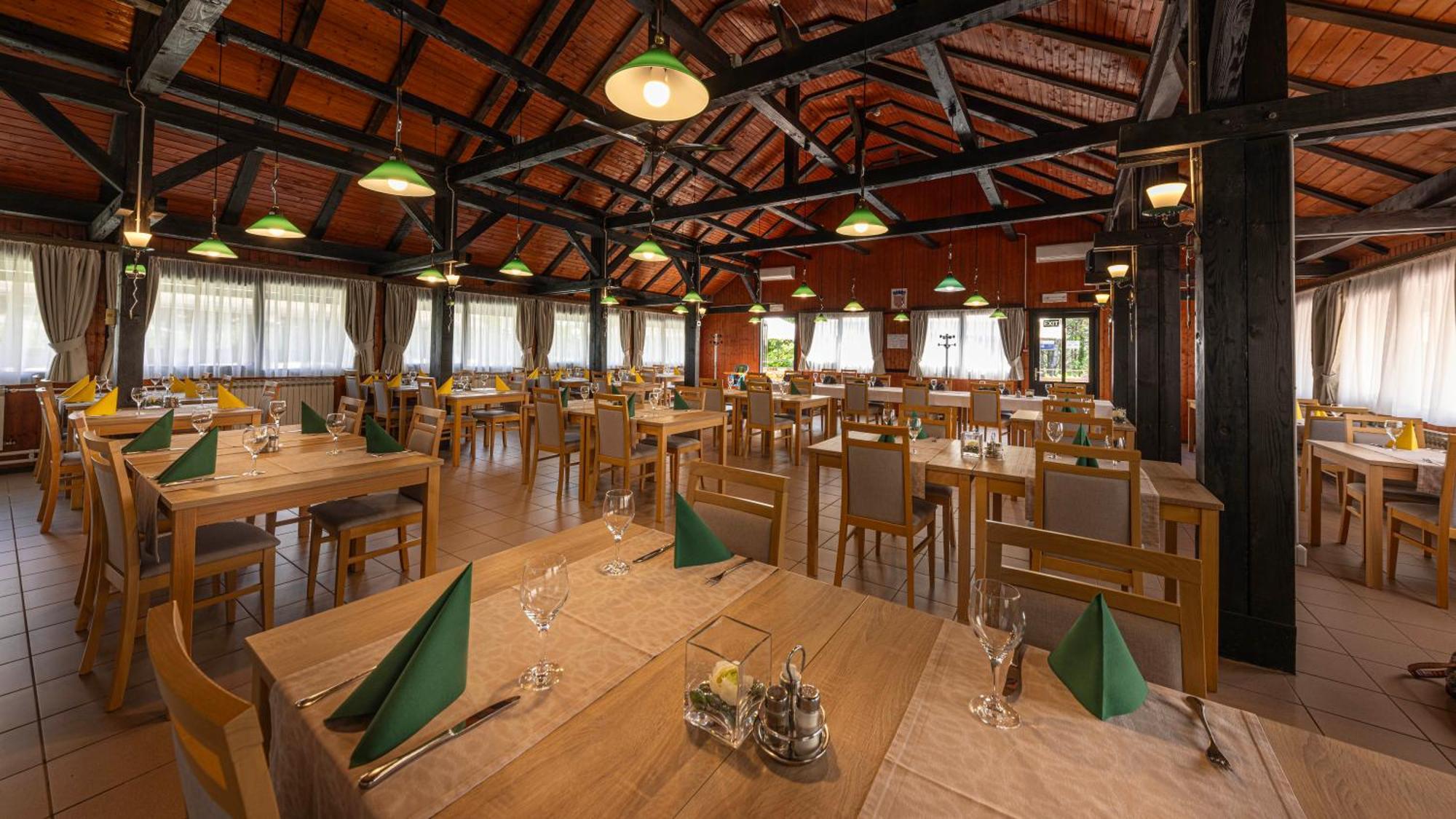 Bungalows Korana - Campsite Korana Seliste Dreznicko Εξωτερικό φωτογραφία