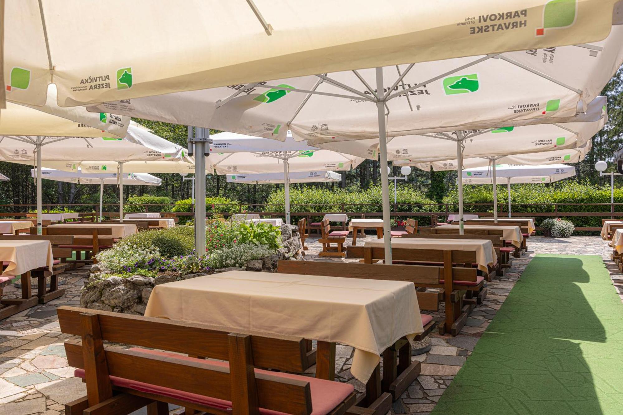 Bungalows Korana - Campsite Korana Seliste Dreznicko Εξωτερικό φωτογραφία