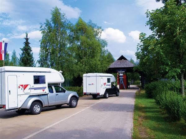Bungalows Korana - Campsite Korana Seliste Dreznicko Εξωτερικό φωτογραφία